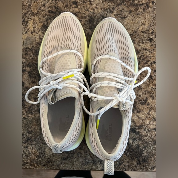 Sorel Shoes Brand New Sorel Tennis Shoes Poshmark